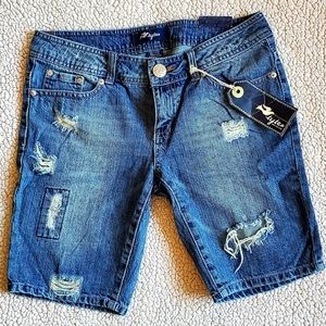TYTE JEAN SHORTS~NWT